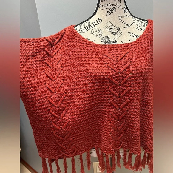 Vine & Love women’s burnt orange tassel sweater size medium - Picture 4 of 5